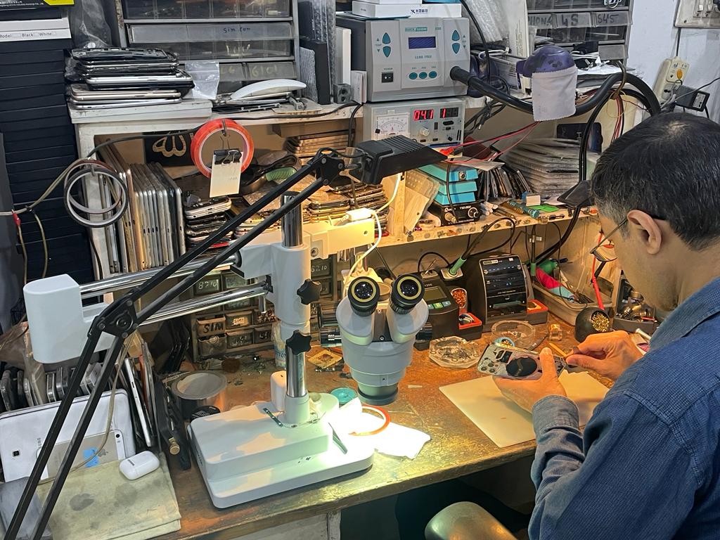 Repairing Laboratary